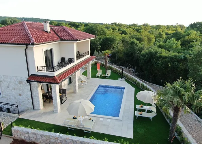 Luxury Sara With Jacuzzi In Malinska Sveti Ivan (Krk)