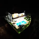 别墅 Luxury Sara With Jacuzzi In Malinska